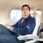 Los primeros informes policiales revelan que el estilista Miguel Ángel de la Mora Larios, conocido como Micky Hair, fue asesinado a balazos al salir de su estética