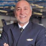 Jorge Campillo, su marido, piloto y dueño de una flotilla de aviones en Colombia, tiene 60 años y le lleva 18 a Daniella