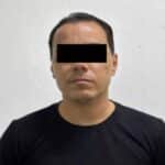En México las autoridades cubren la identidad de los arrestados hasta demostrar su culpabilidad, como en el caso de Omar Bravo, llamándolo "Omar N", para así evitar un juicio mediático antes de uno legal
