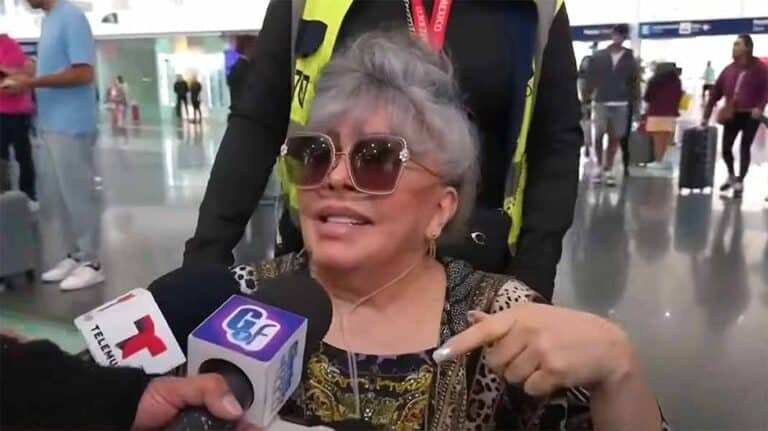 Con oxígeno y en silla de ruedas, Verónica Castro para en seco a reportera