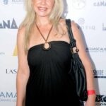 La actriz dijo que Ernestina vivía en su propio mundo de fantasía, al que ella llama en su libro "Titilandia", de color rosa, con ponis y unicornios