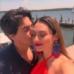 La pareja cuenta en la entrevista cómo se conoció, y a decir de las imágenes que ambos han compartido, se ven muy enamorados