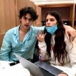 José Emilio dice que él y su hermana aula crecieron no sólo con las esposas que tuvo su padre, sino con más de 25 mujeres que vivieron con él y fungieron el papel de madrastras