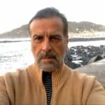 Dice José Emilio que si algo ha aprendido de todos los matrimonios de su padre, es que él no hará lo mismo y se casará y le será fiel a la mujer de la que se enamore