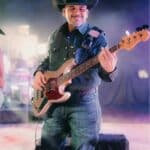 Félix Salinas acordó, de común acuerdo con Intocable, la salida del grupo tras 25 años de ser su bajista