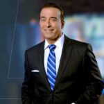 Con más de 40 años de carrera, el periodista cubano Ambrosio Hernández es uno de los rostros de la noticia más conocidos en el Sur de Florida