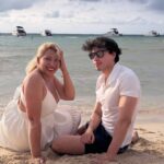 Alicia dijo en un post quea  La Divaza, quien ha sufrido por la muerte de su madre, le faltan huevos y que la lástima no conduce a nada